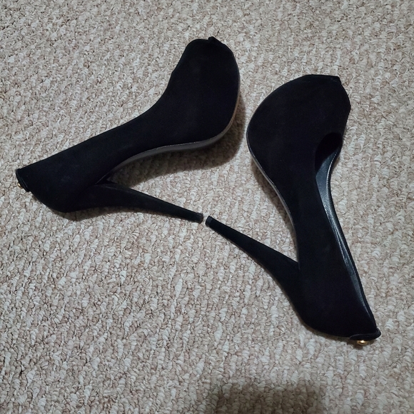 Stuart Weitzman heels - Picture 3 of 4